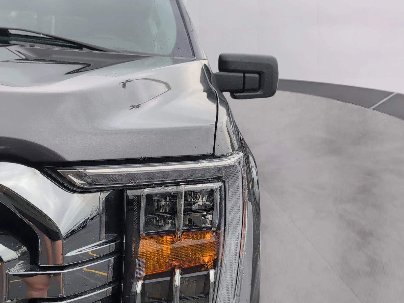 Used 2023 Carbonized Gray Ford XLT image 34