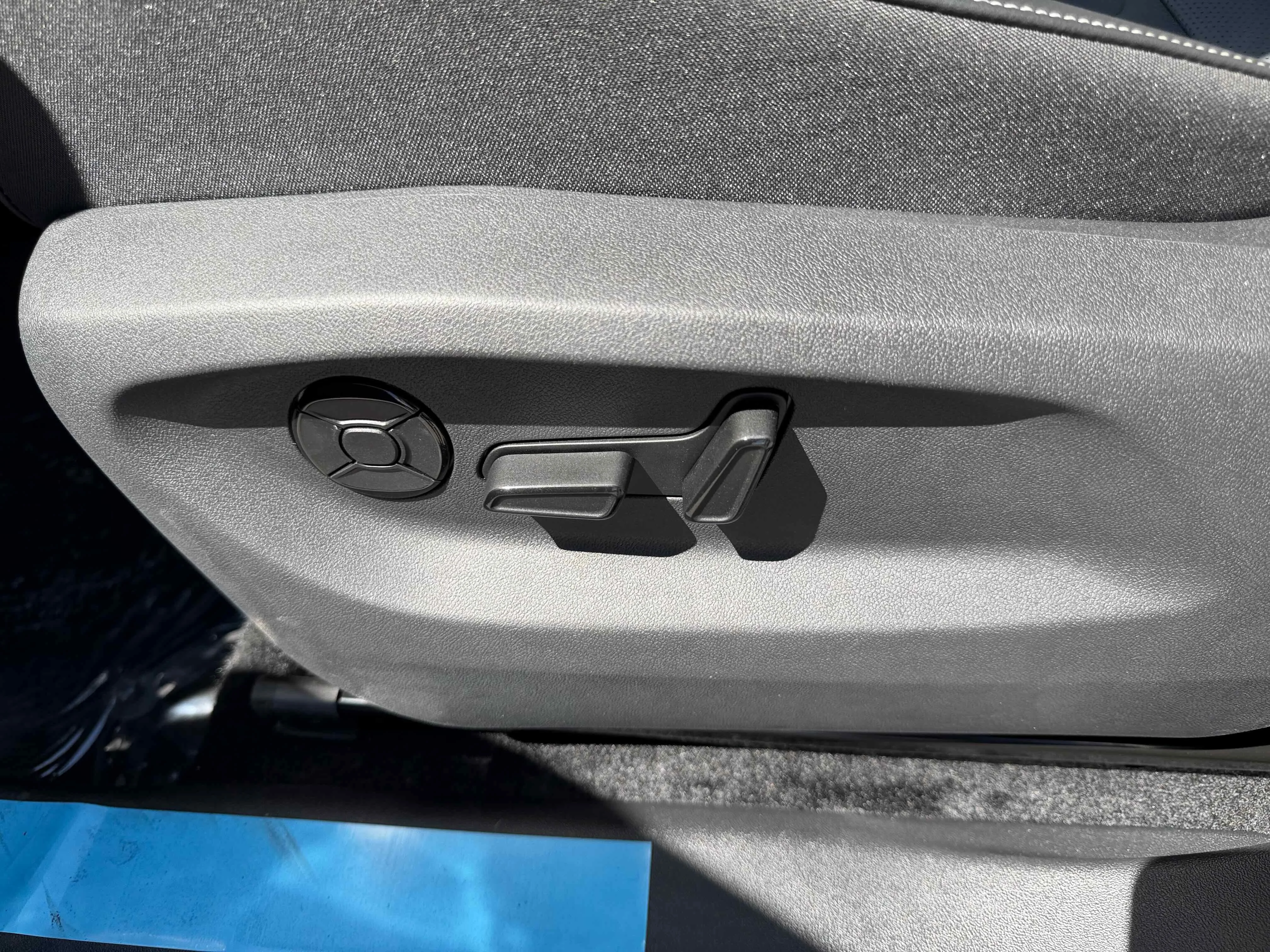 New 2026 Platinum Gray Volkswagen SE R-Line Black image 14