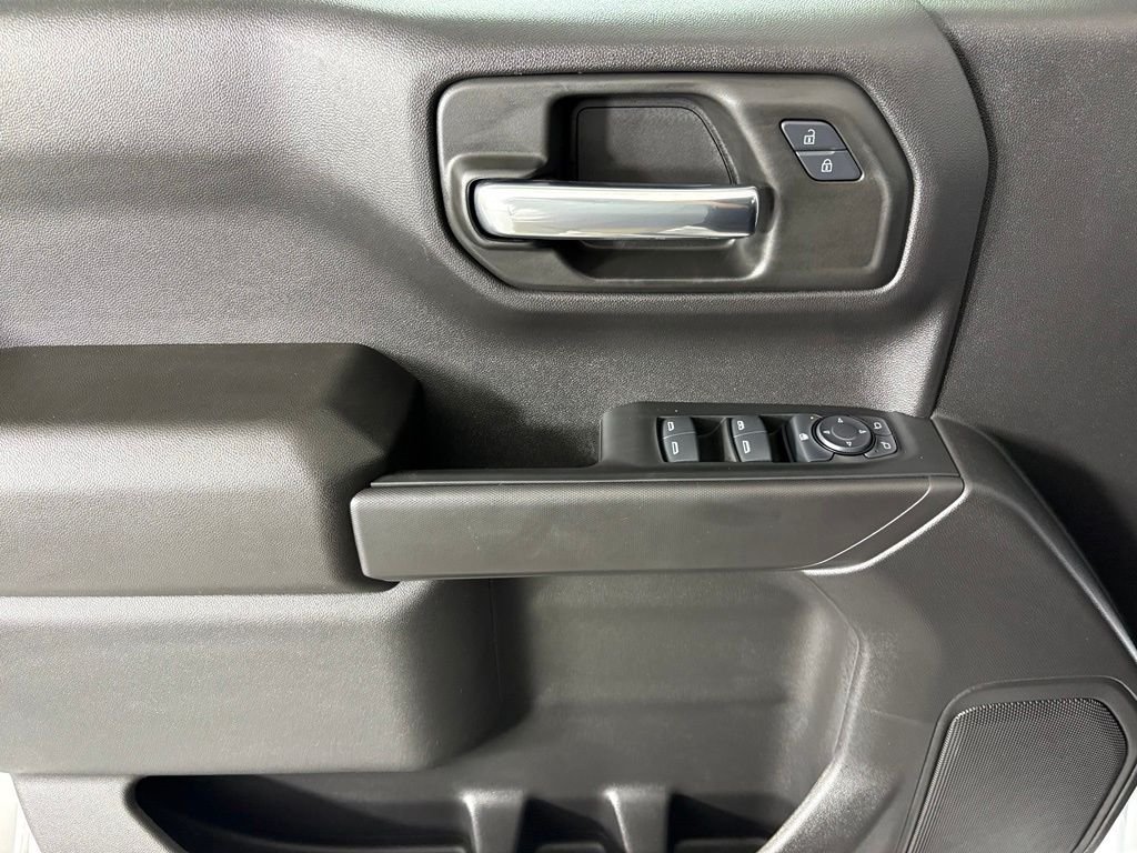 Used 2024 White Chevrolet Custom image 24