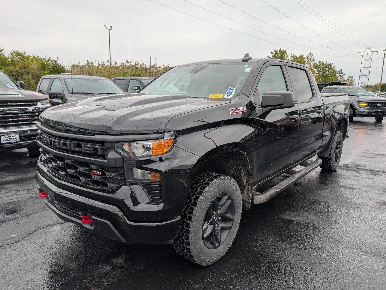 Used 2022 Black Chevrolet Custom Trail Boss image 4