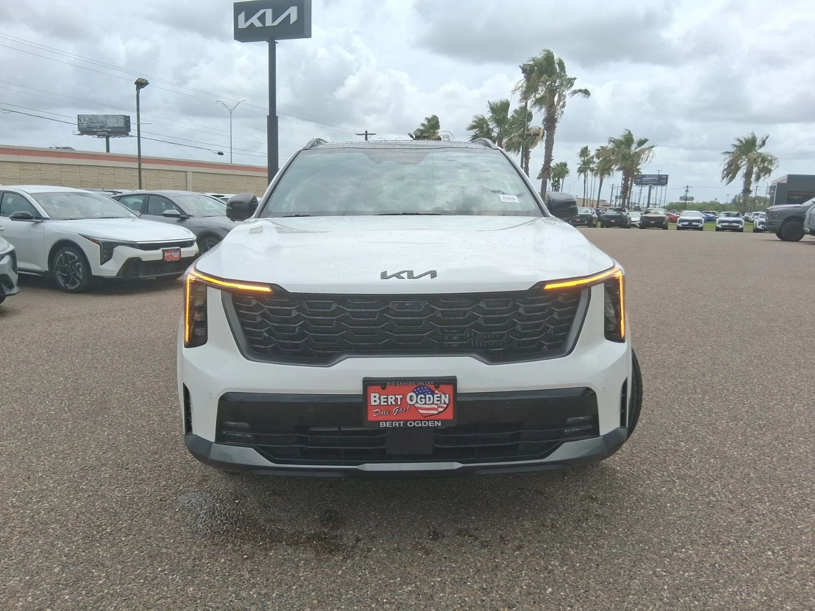 New 2026 White Kia X-Line SX Prestige image 2