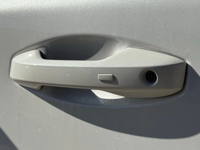 New 2026 White Nissan SR image 12