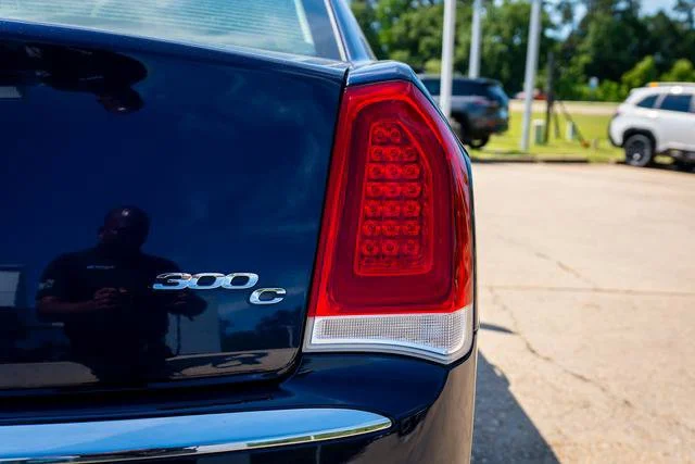 Used 2017 Jazz Blue Pearlcoat Chrysler 300C image 17