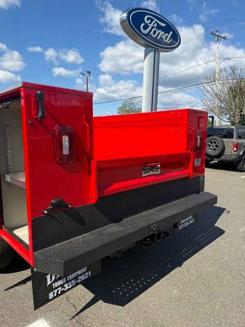 New 2026 Race Red Ford F-450® LARIAT® image 12