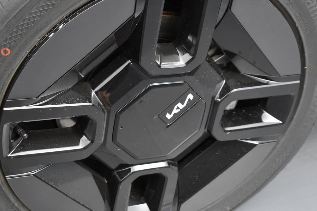 New 2026 Wolf Gray / Black Roof Kia GT-Line AWD image 23