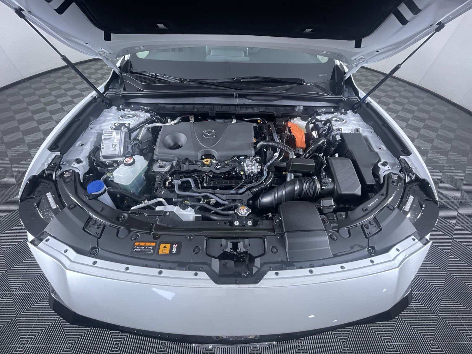 New 2026 Wind Chill Pearl Mazda Premium image 27