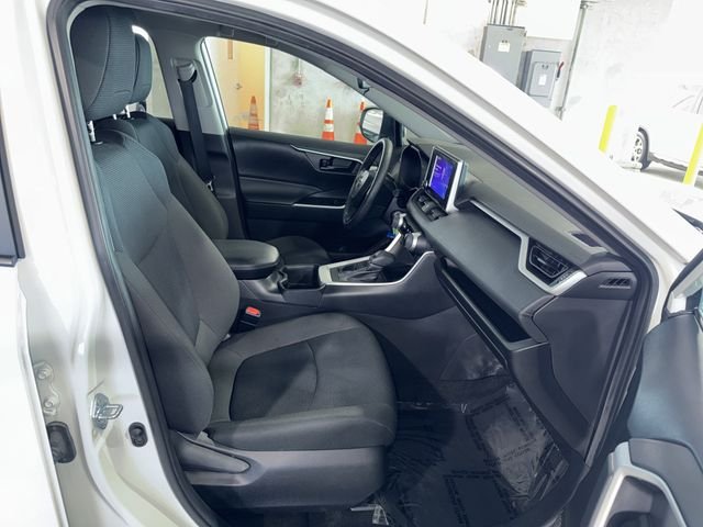 Used 2023 Ice Toyota LE image 7