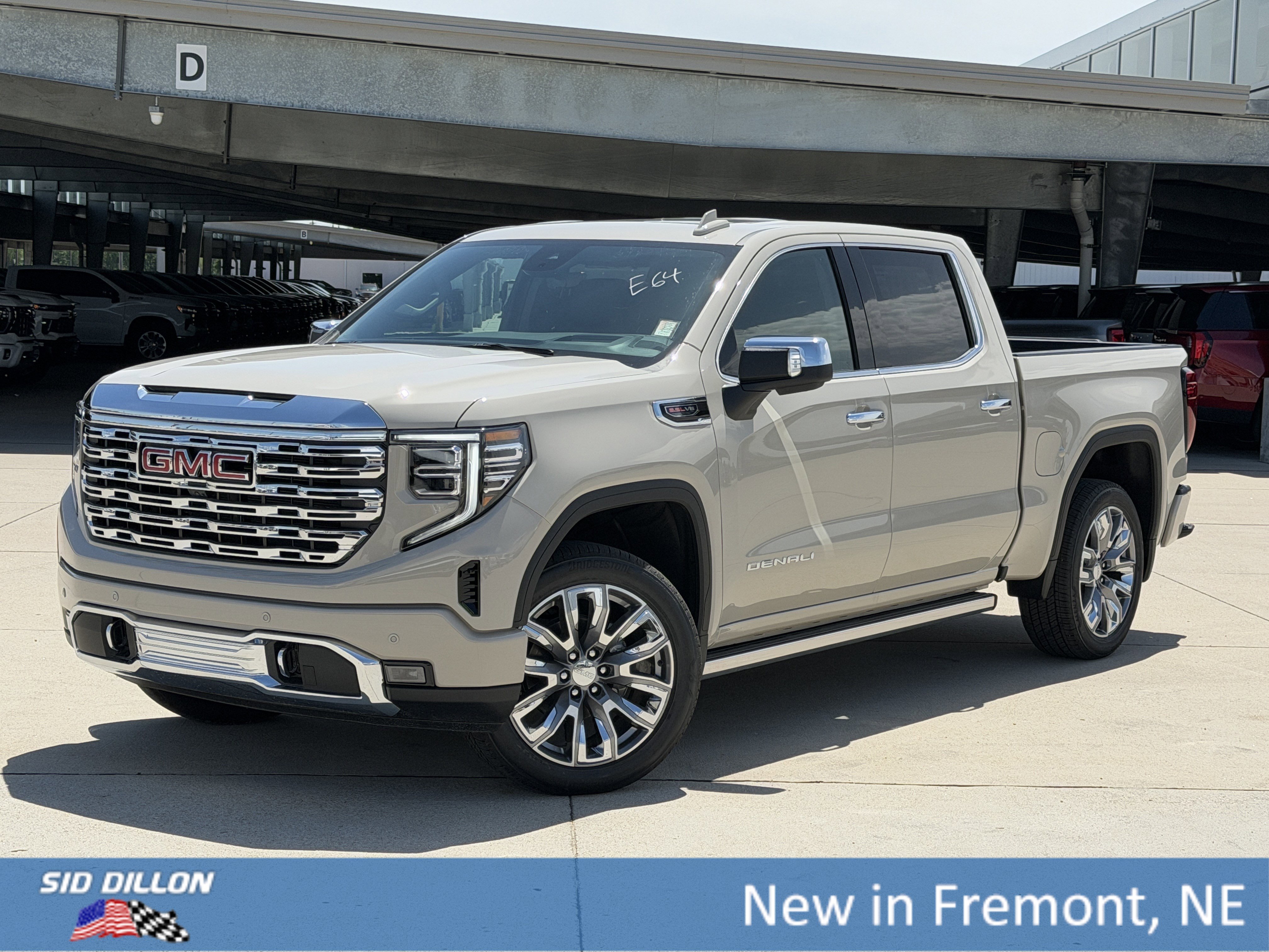 2026 GMC Sierra 4WD Crew Cab Short Box Denali's photo