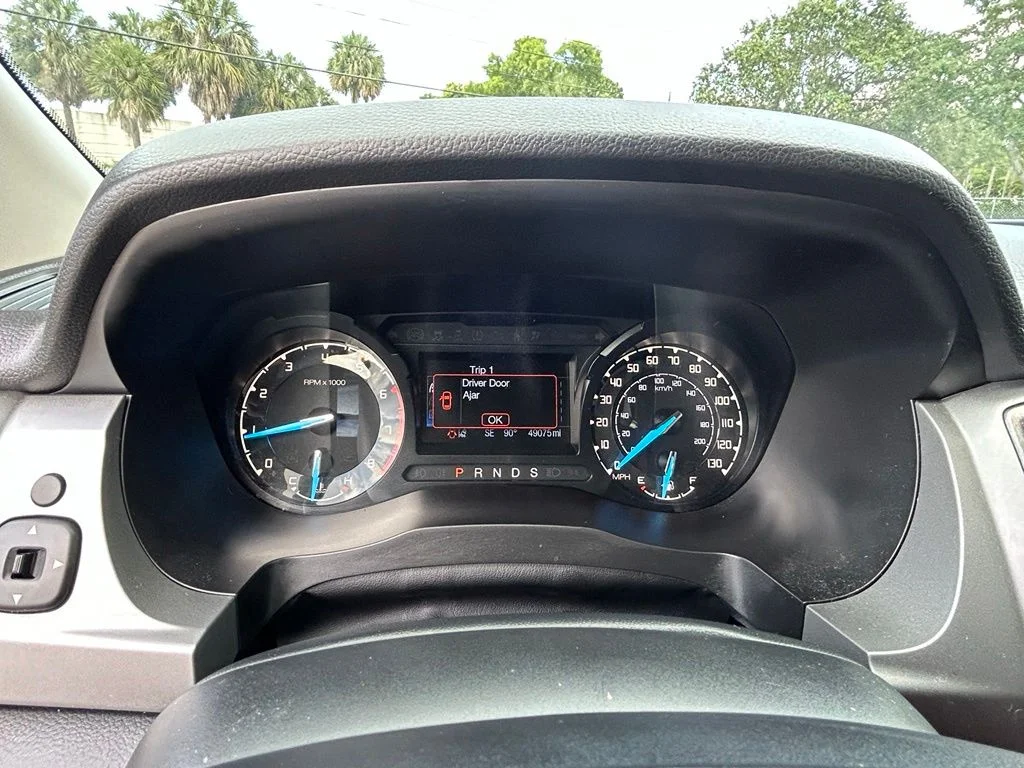 Used 2023 Azure Gray Metallic Ford XLT image 38