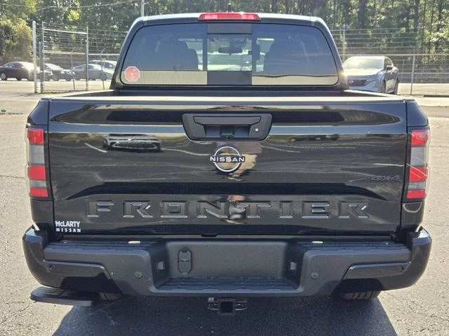 2026 Nissan Frontier SV - Photo 9