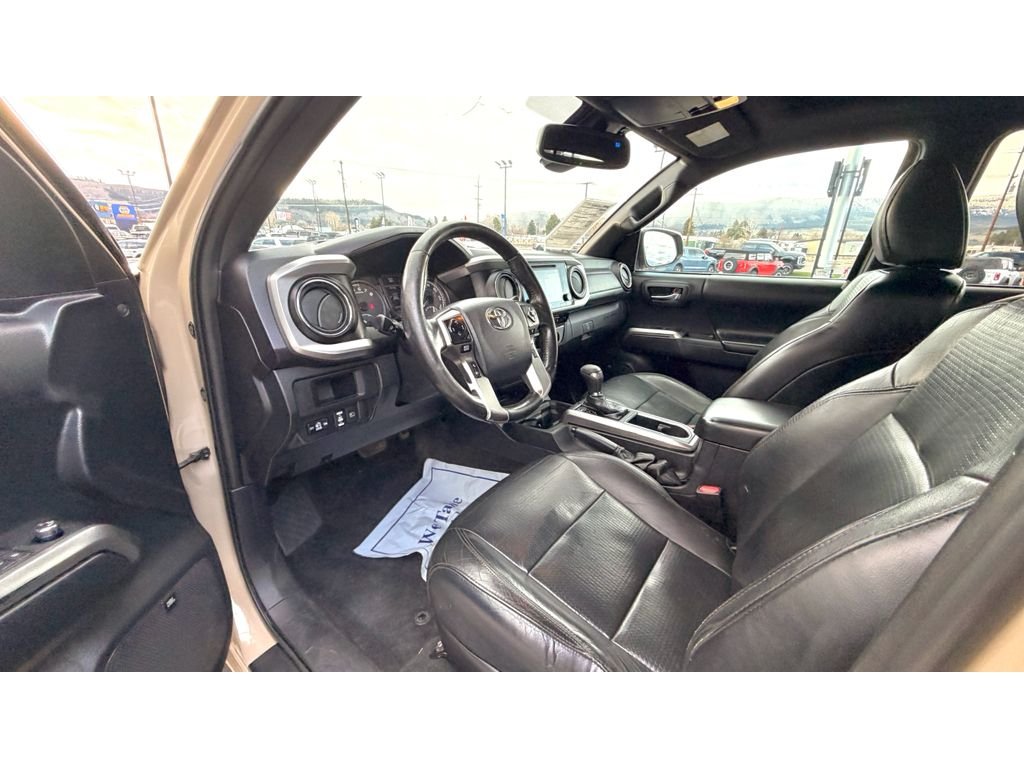 Used 2018 Quicksand Toyota Limited image 19