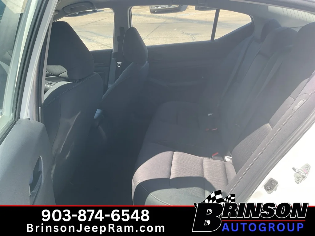 Used 2025 Glacier White Nissan SV image 15