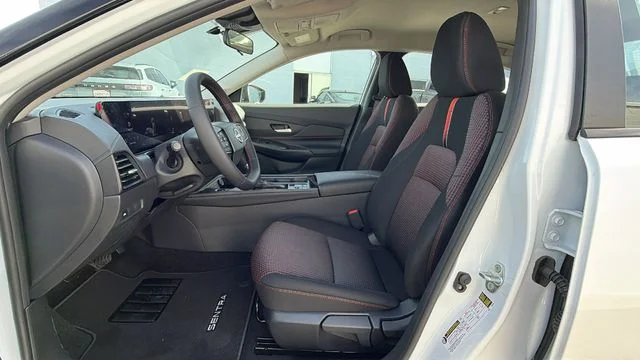2026 Nissan Sentra SR - Photo 32