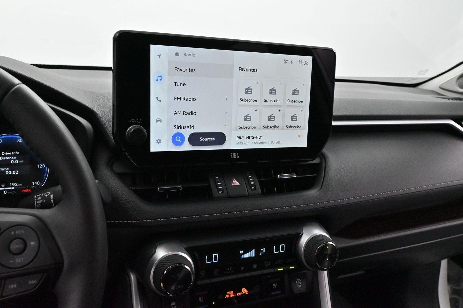 Used 2025 Wind Chill Pearl Toyota Limited image 18