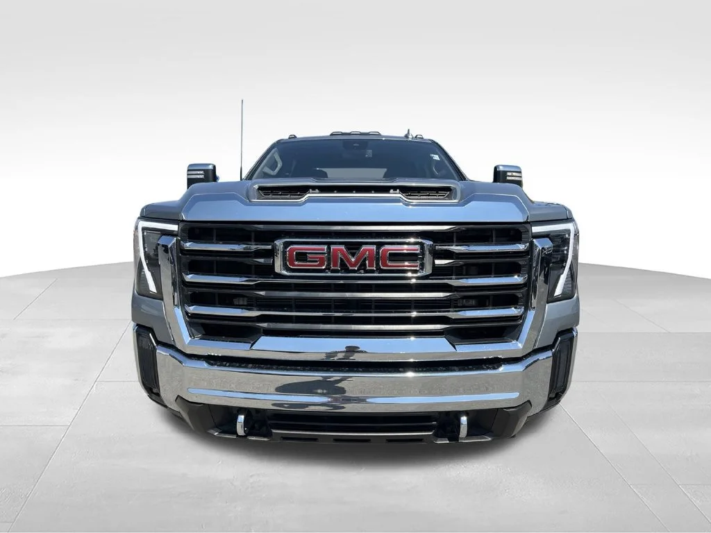 Used 2024 Sterling Metallic GMC SLT image 2