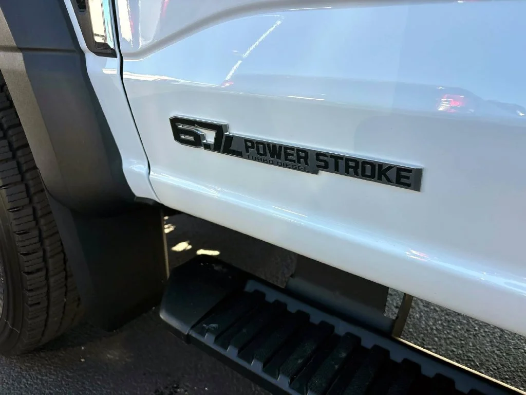 Used 2024 Oxford White Ford XLT image 11