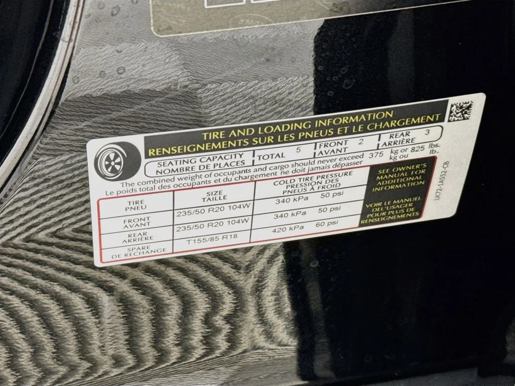 New 2026 Santorini Black Metallic Land Rover Landmark image 33