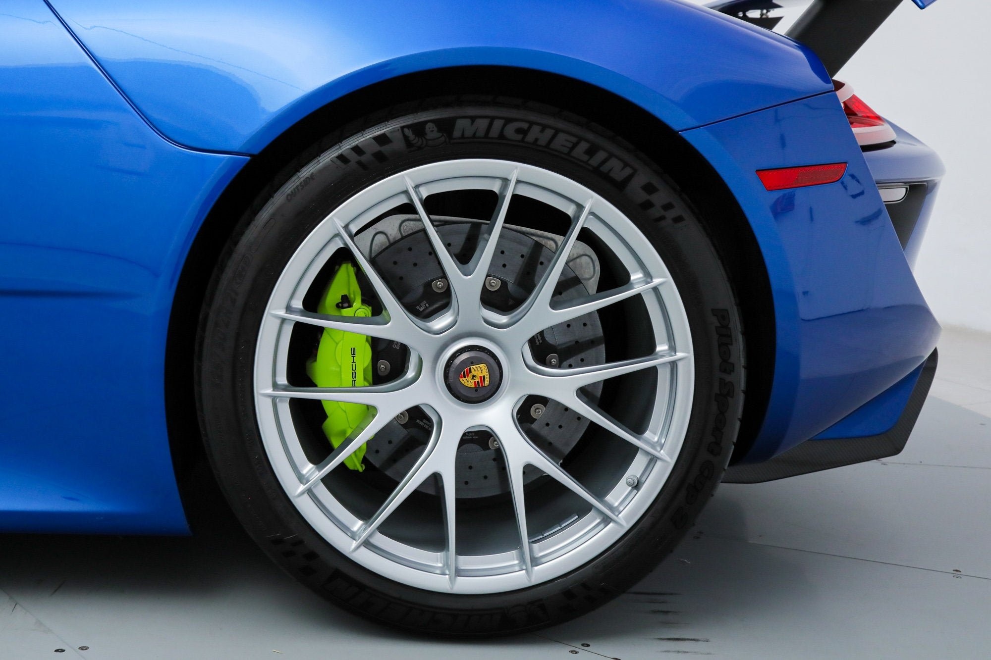 Used 2015 Blue Porsche  image 44