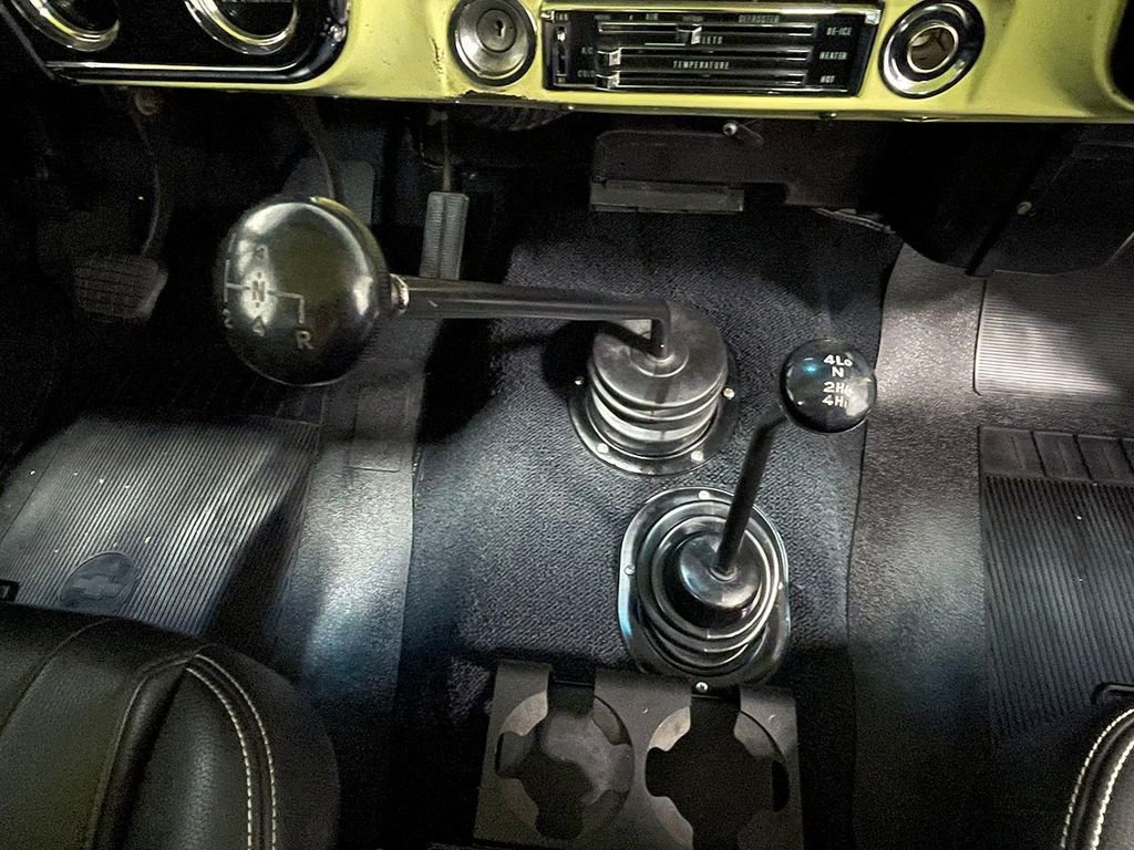 Used 1972 Yellow GMC  image 65