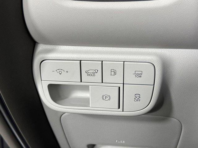 New 2026 White Hyundai SEL 7P image 30