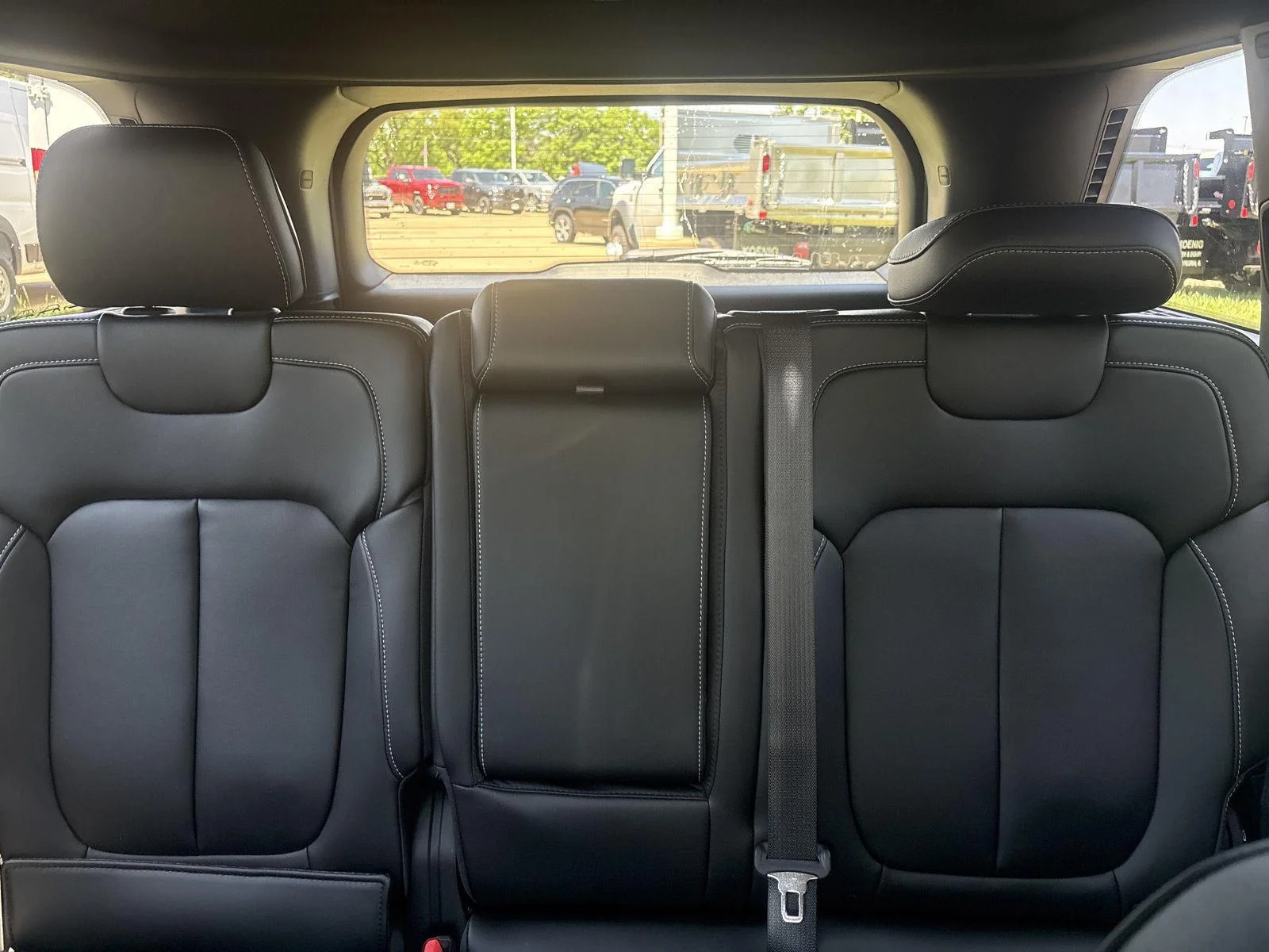 New 2026 Bright White Clearcoat Jeep Limited image 25