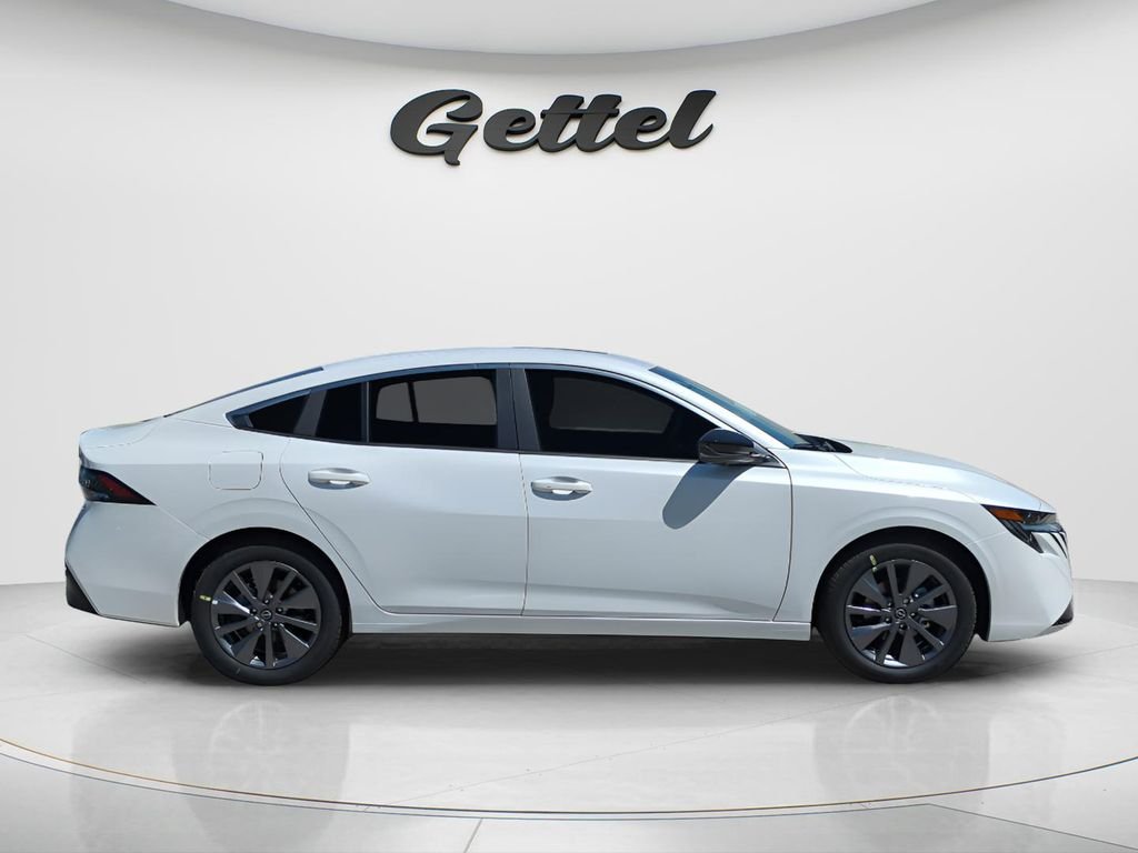 New 2026 Aspen White TriCoat Nissan SL image 11