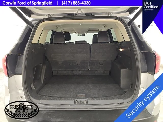Certified Used 2019 Ingot Silver Ford SEL image 16