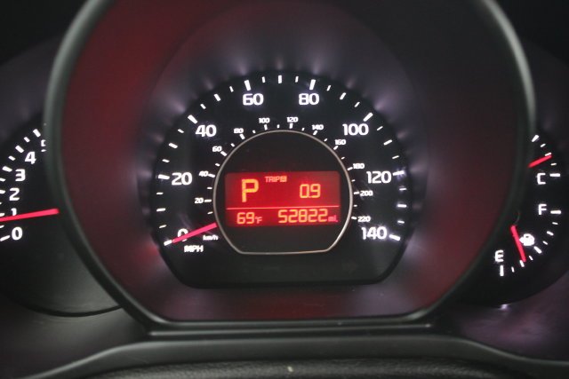 Used 2018 Green Kia Plus image 14