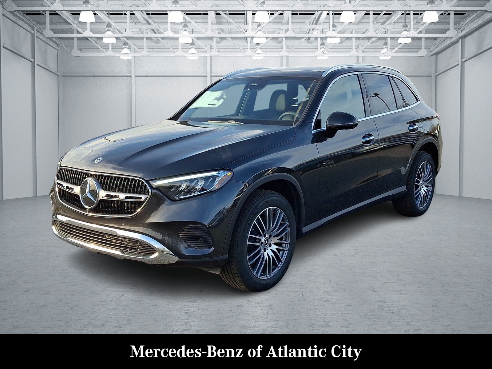 New 2026 Graphite Grey Metallic Mercedes-Benz GLC 300 image 2
