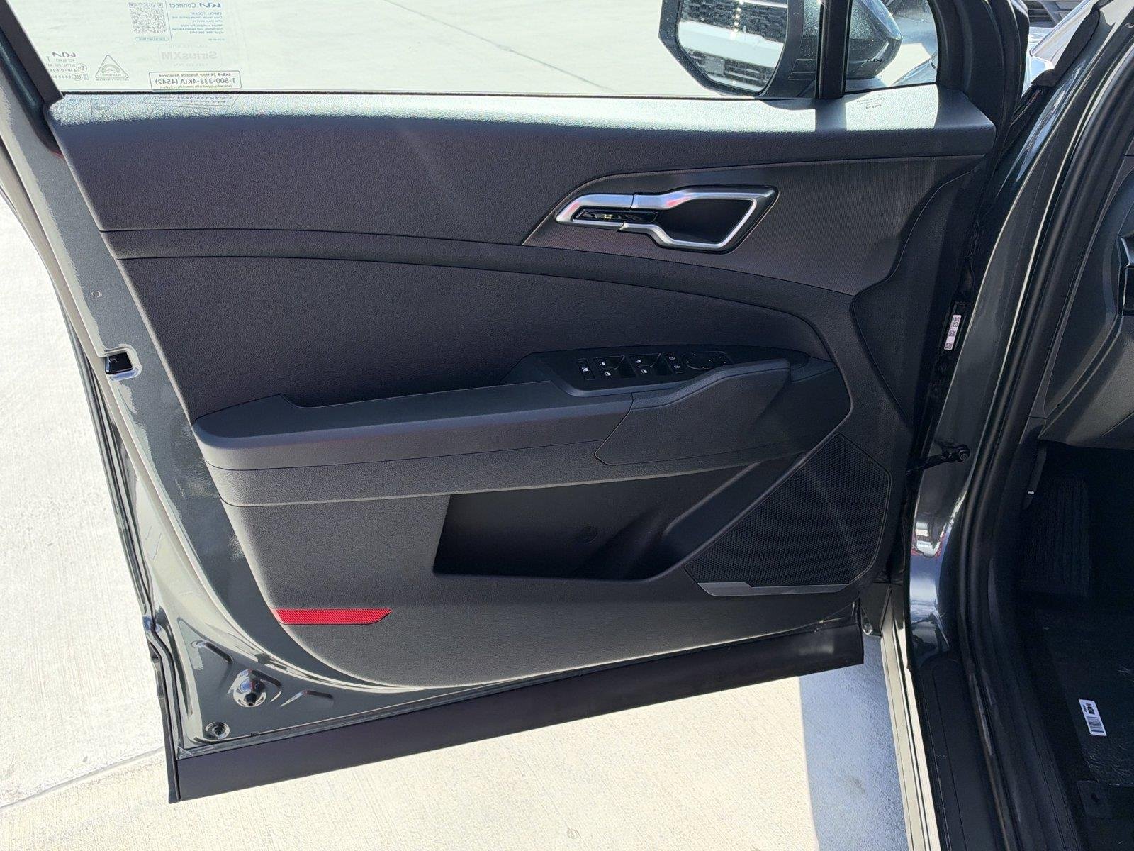 New 2027 Gravity Gray Kia LX image 7