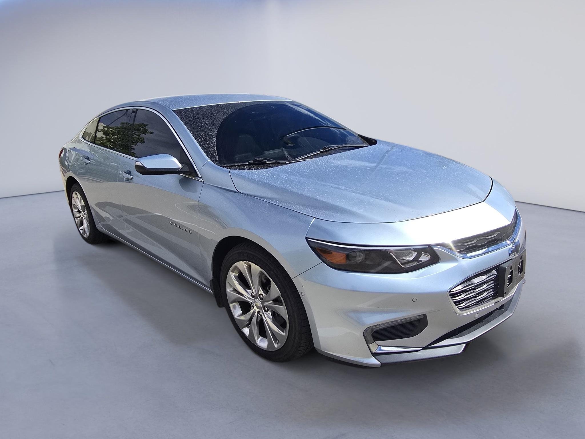 Used 2017 Arctic Blue Metallic Chevrolet Premier image 7