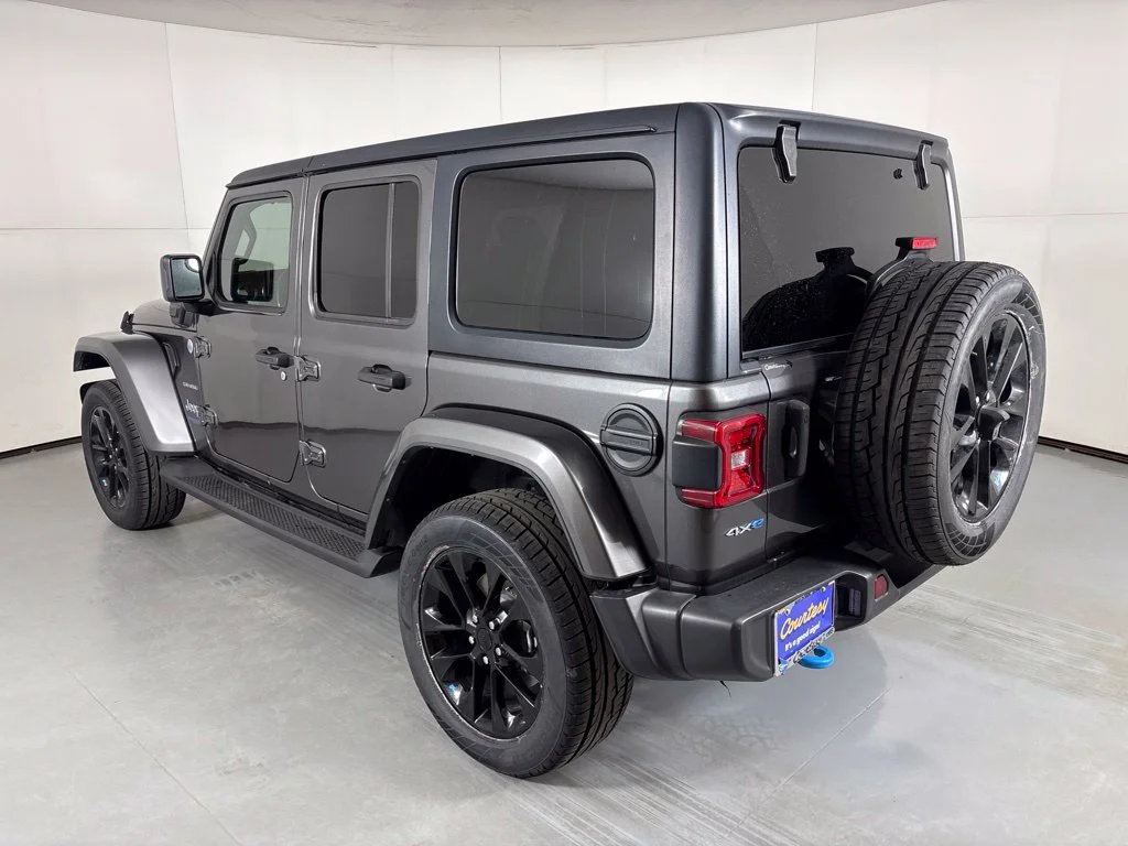 Used 2022 Gray Jeep Unlimited Sahara 4xe image 6