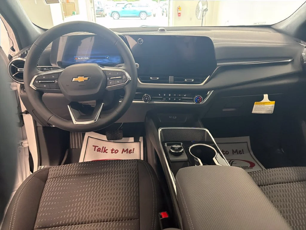 New 2027 Summit White Chevrolet LT image 13