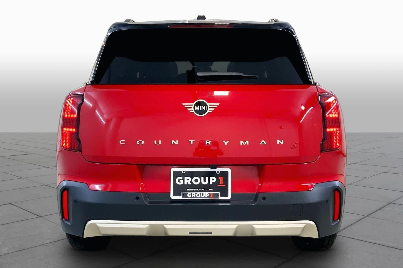 Used 2025 Chili Red II MINI S image 4