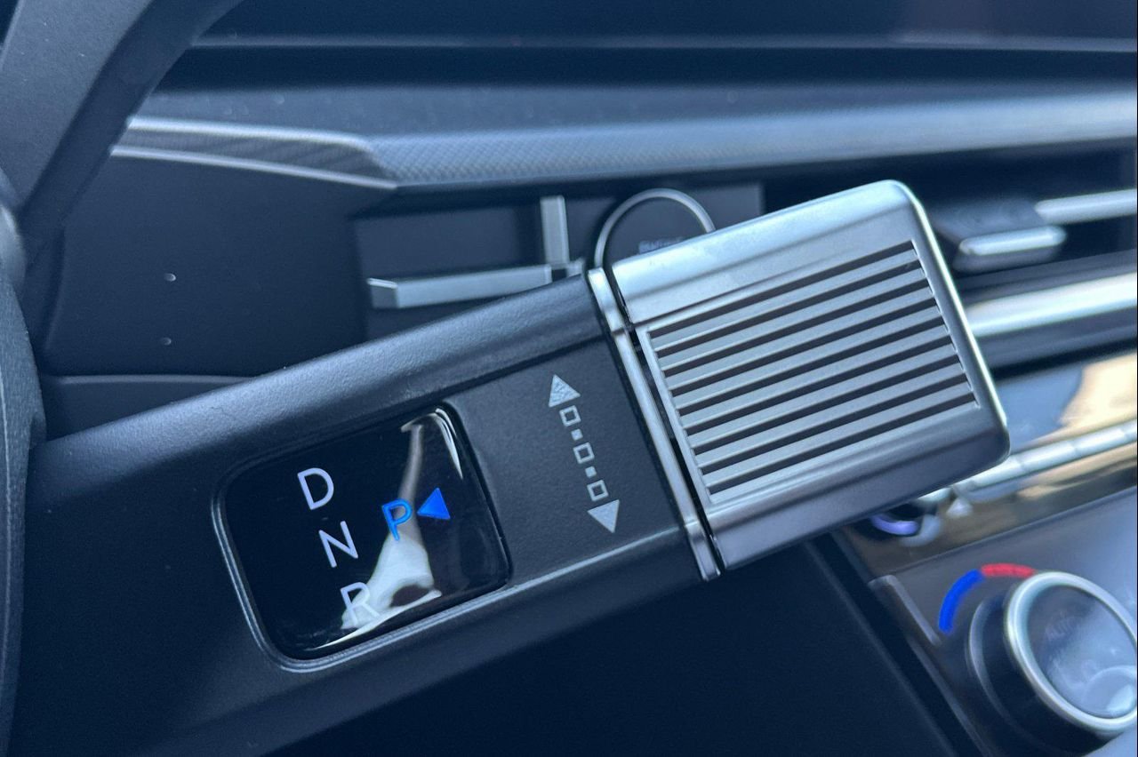 New 2026 Atlantis Blue Hyundai SEL image 22