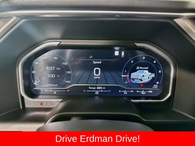 Used 2022 White GMC Denali image 16