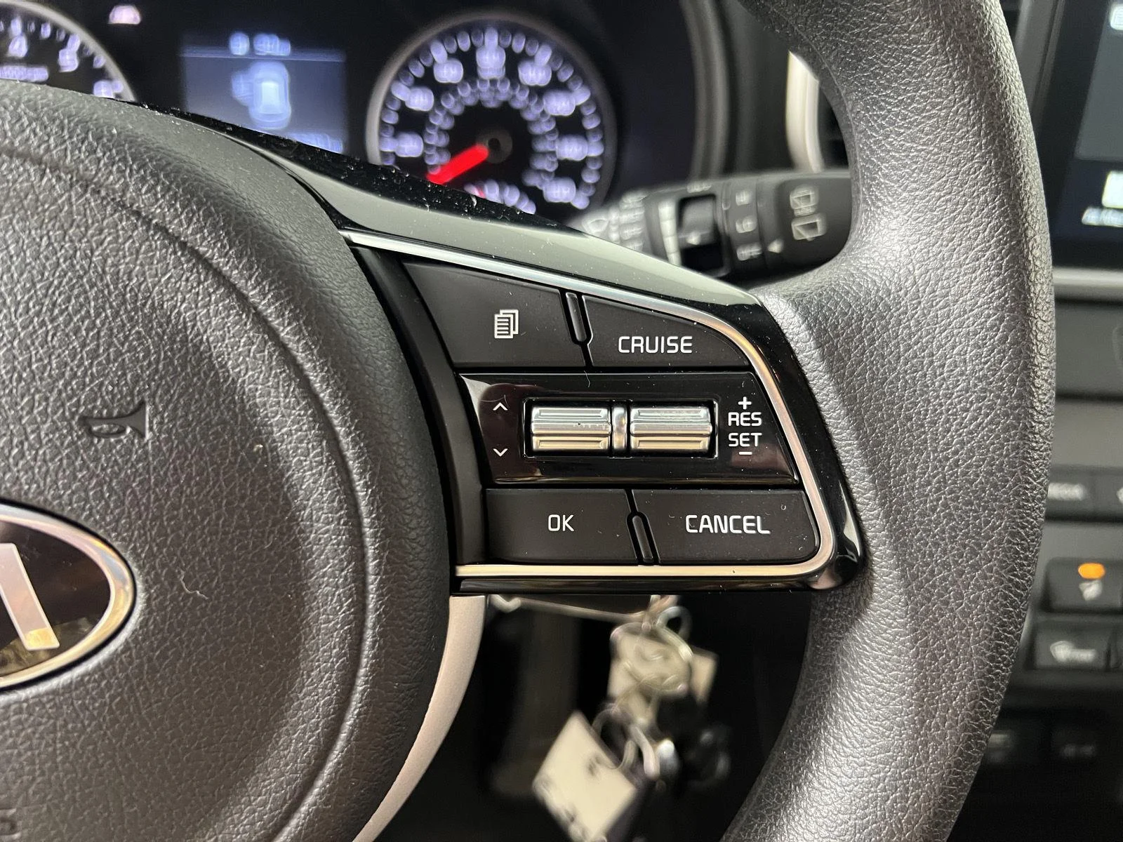Used 2022 Pacific Blue Kia LX image 15