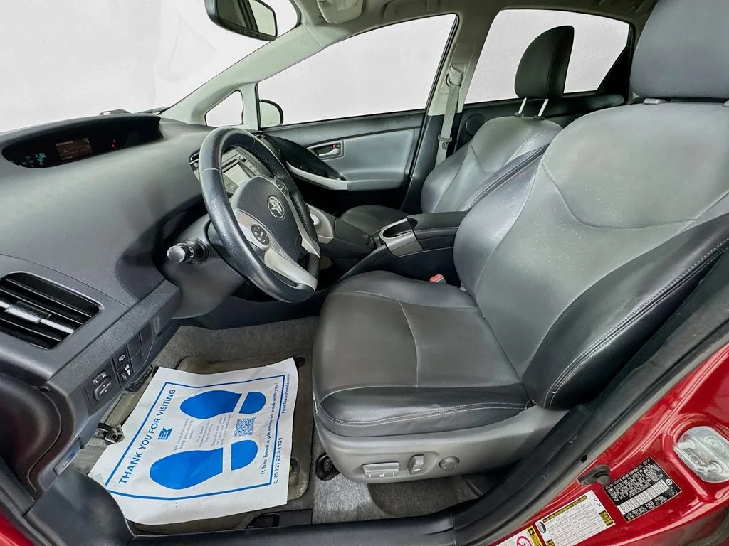Used 2014 Red Toyota Five image 24