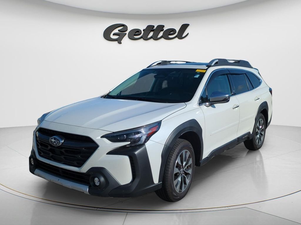 2024 Subaru Outback Touring's photo