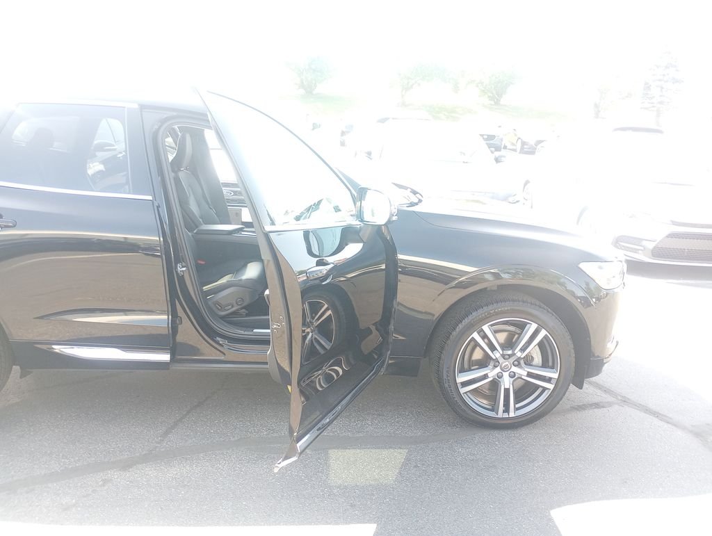 Used 2021 Black Volvo T8 Inscription Expression image 41