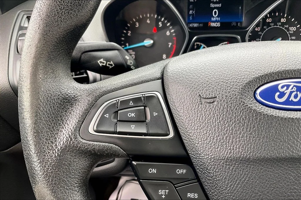 Used 2018 Gray Ford SE image 16