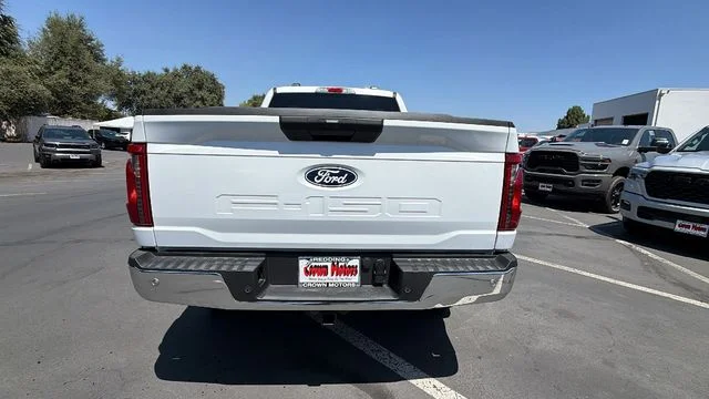 New 2026 Oxford White Ford XLT image 39