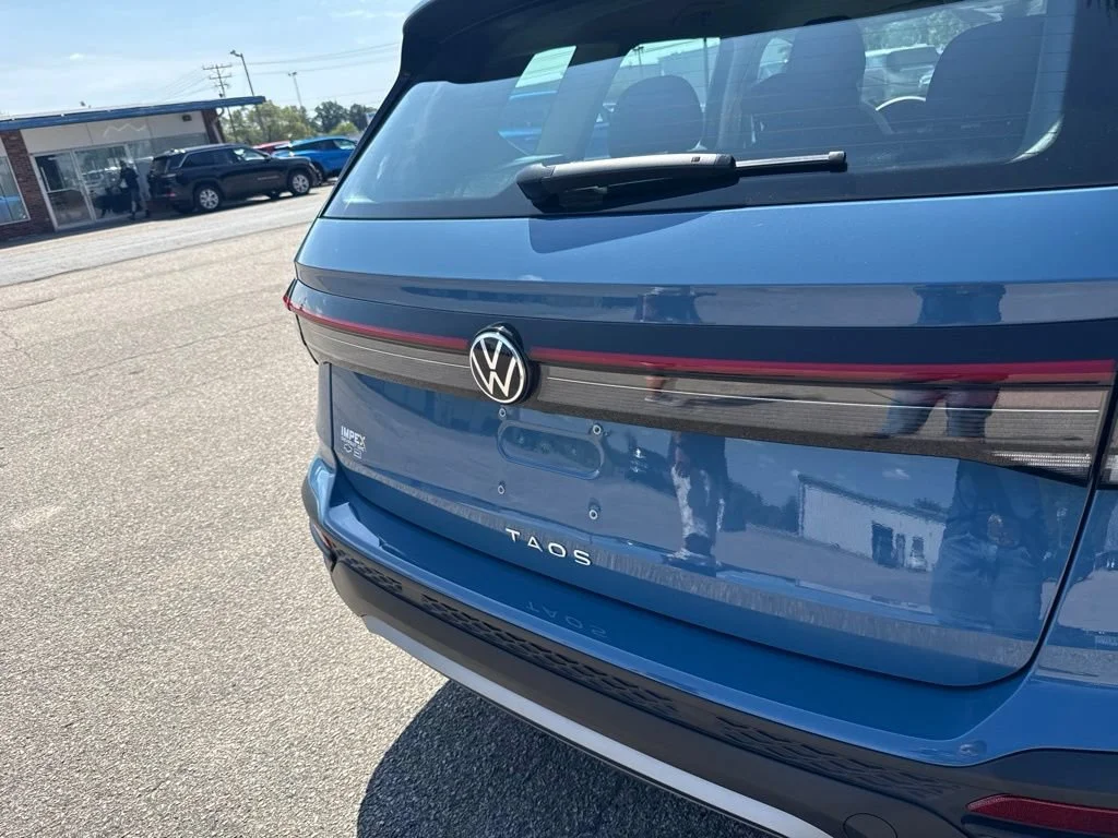 Used 2025 Blue Volkswagen S image 28