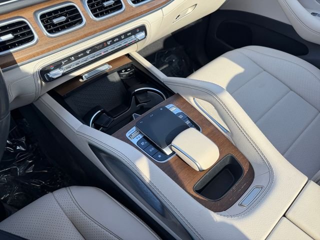 Used 2020 White Mercedes-Benz GLE 350 image 24
