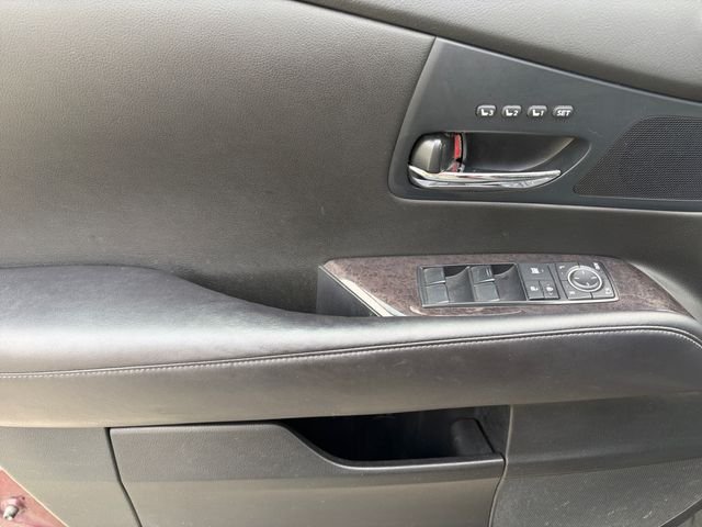 Used 2013  Lexus 350 image 10