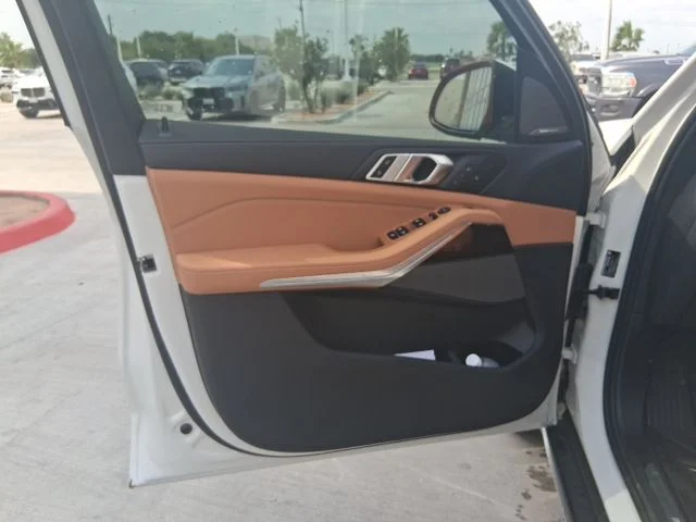 2026 BMW X5 40i - Photo 6