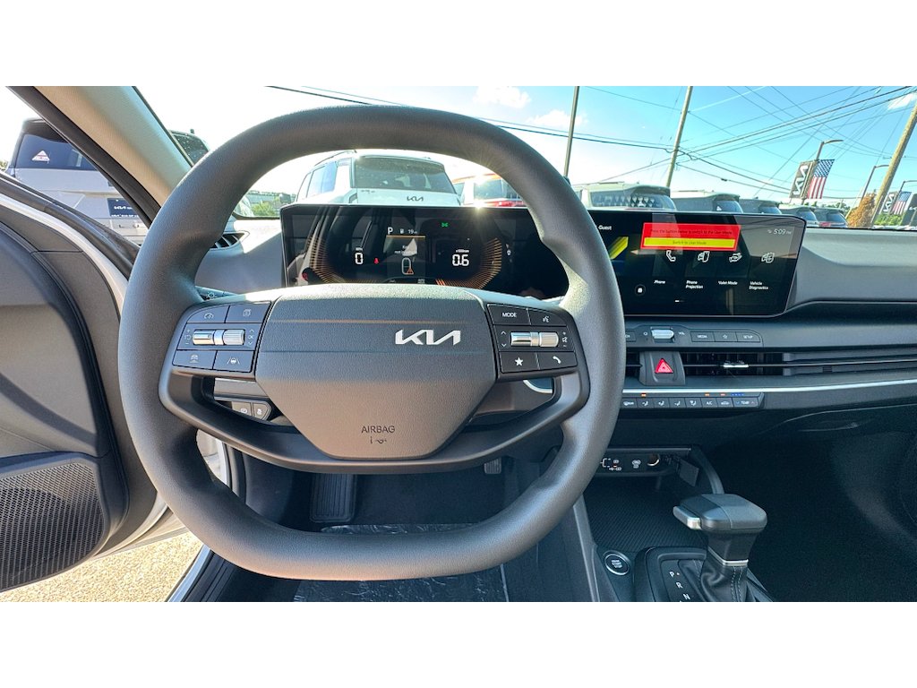New 2026 Snow White Pearl Kia LX image 10