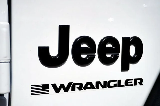 New 2026 Bright White Clear-Coat Exterior Paint Jeep Willys image 12
