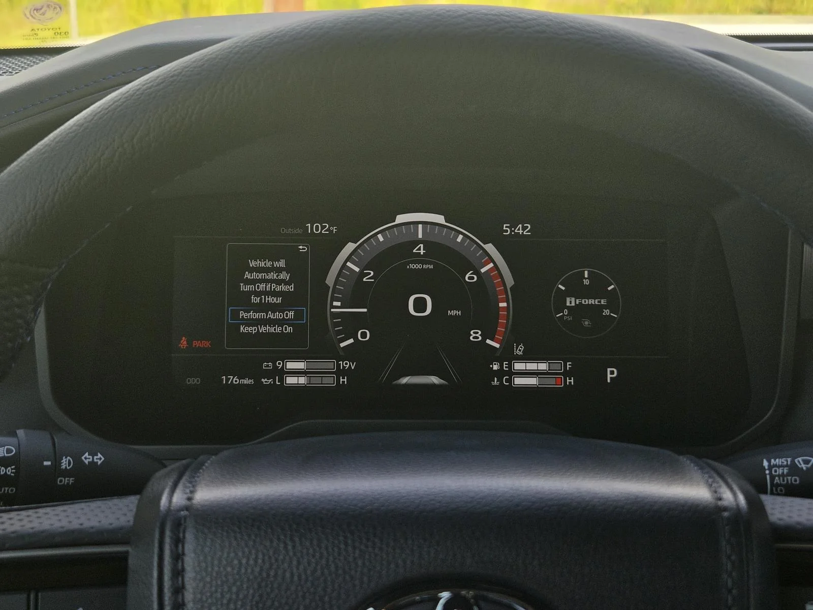 2026 Toyota Tundra Platinum - Photo 16