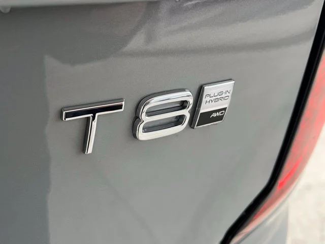 2026 Volvo XC90 Plus - Photo 33
